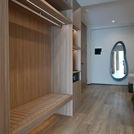 Asters Hotell Ksamil