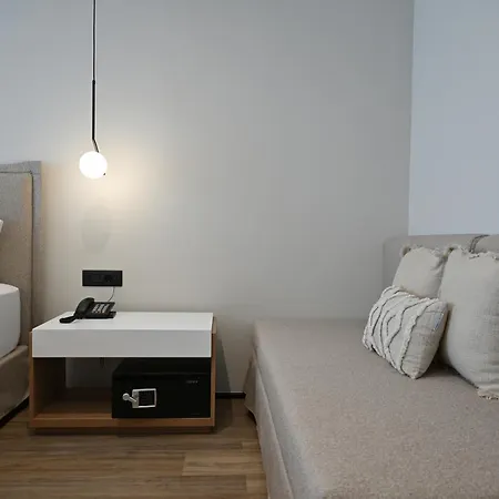 Hotell Asters Ksamil